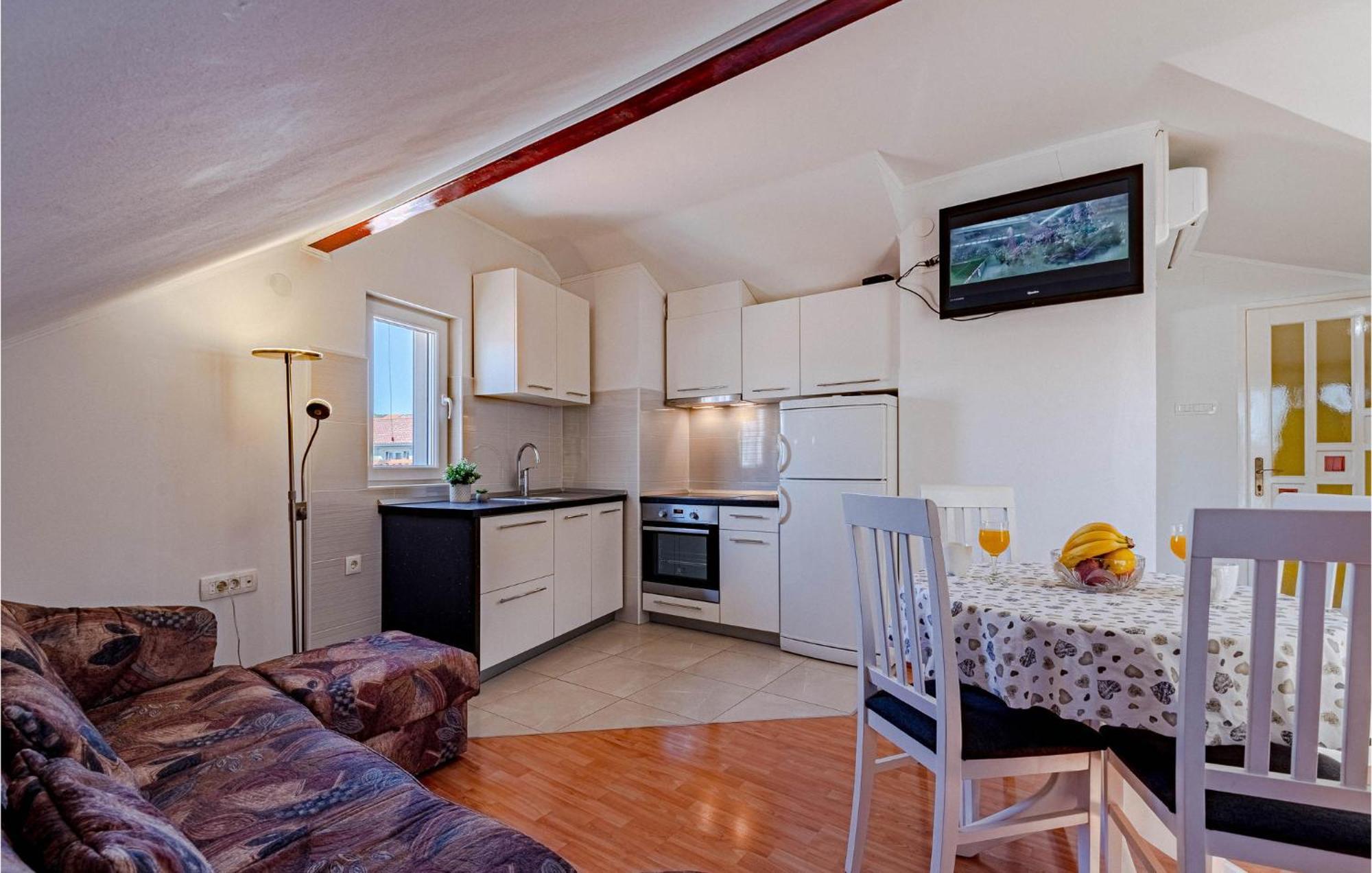 Beautiful Apartment In Vela Luka With Wifi Buitenkant foto