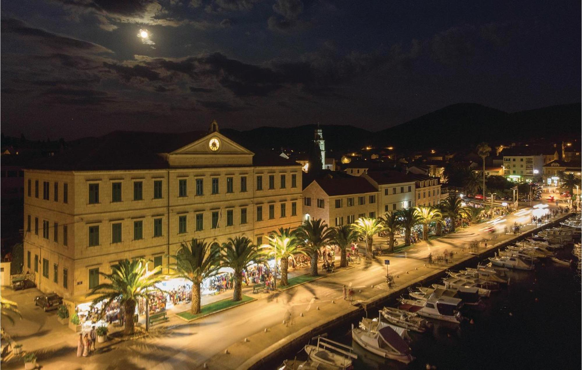 Beautiful Apartment In Vela Luka With Wifi Buitenkant foto